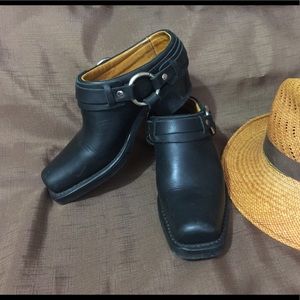 Frye black leather mules